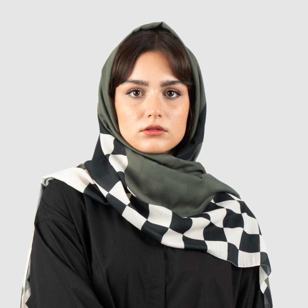 سرپوش زنانه طرح چهارخانه کد 4983